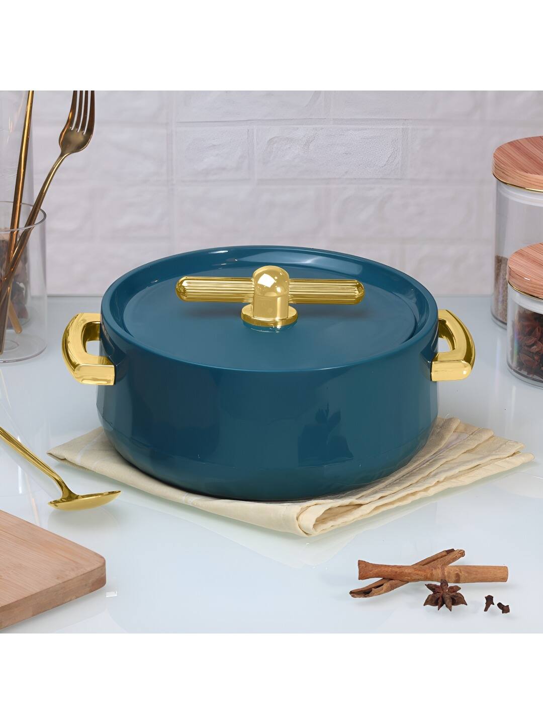 Stylish Casserole Available on Myntra for Every Kitchen Stylish Casserole Available on Myntra for Every Kitchen