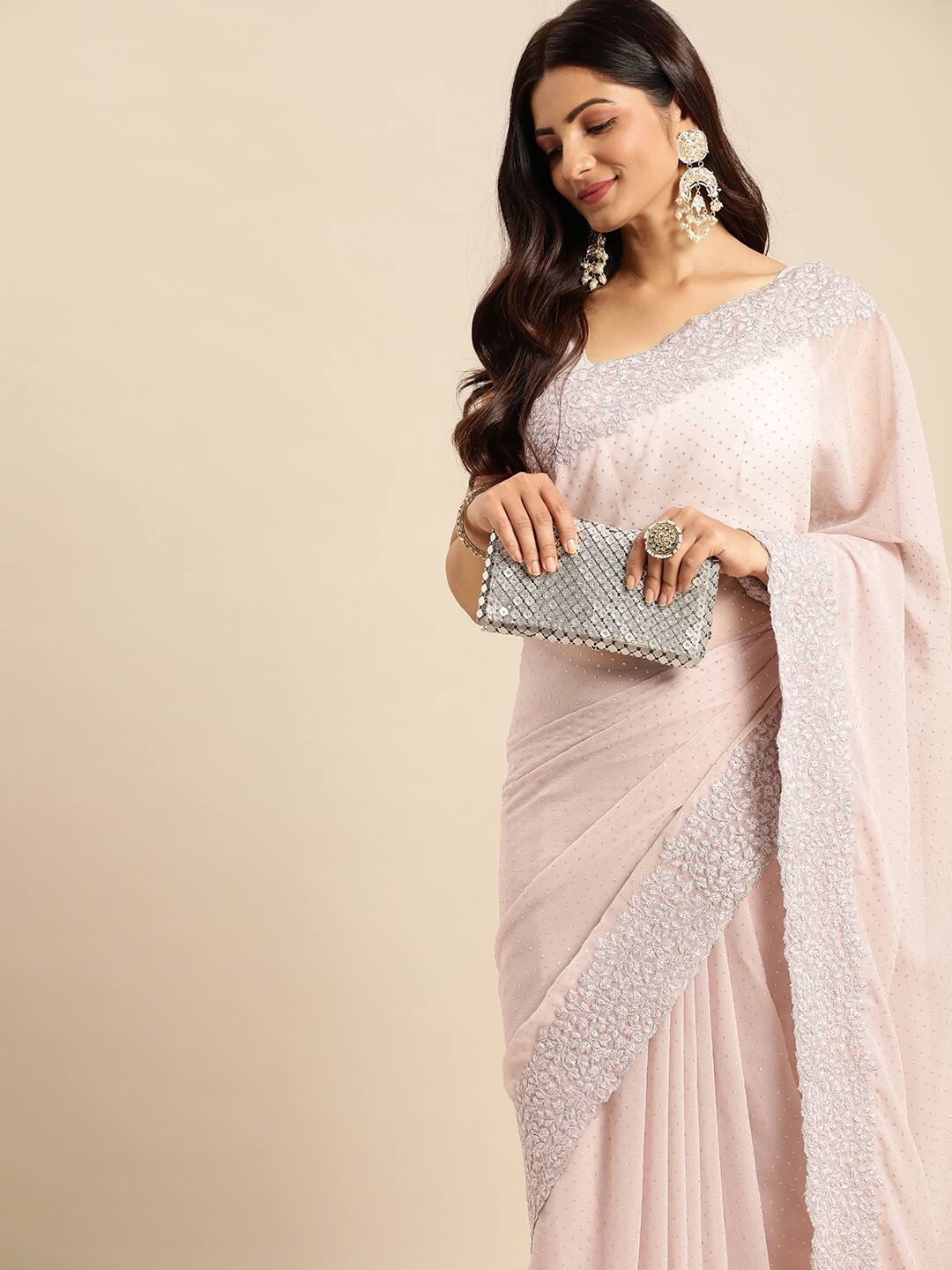  Shop the Latest Saree Collection on Myntra 