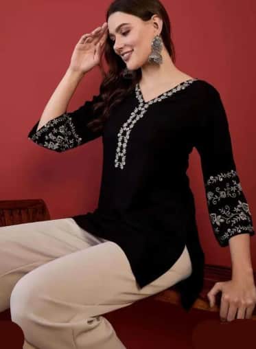 Emica Women Embroidered Viscose Rayon Straight Kurta (Black)