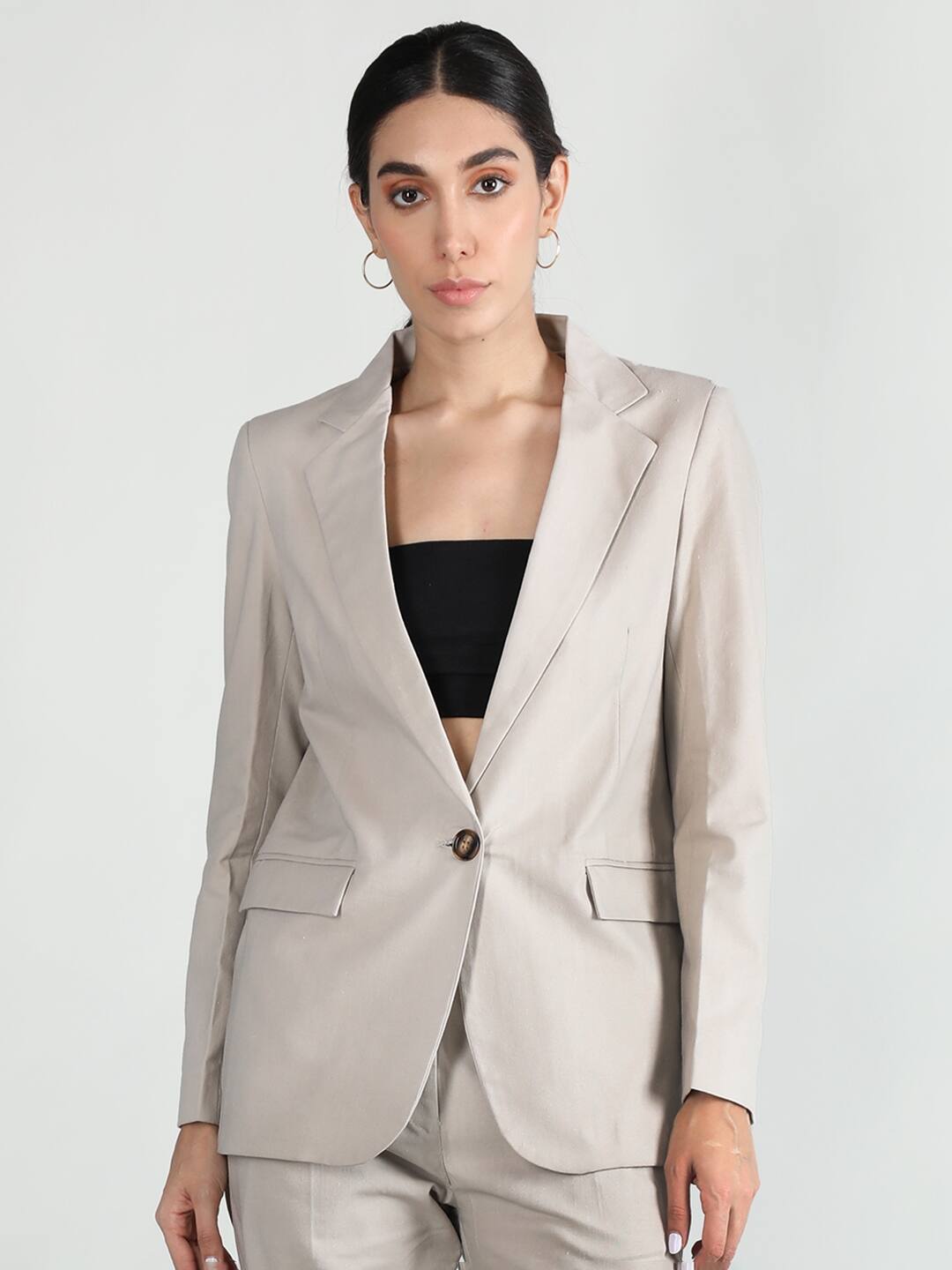  Stay Warm and Stylish with the Latest Collection of Ladies Winter Blazers