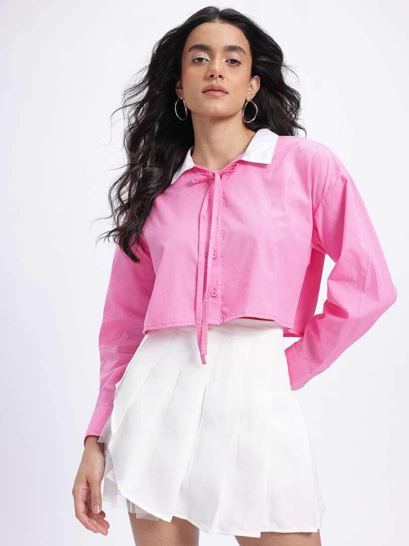Glitchez – Contrasting Collar Tie-Up Crop Shirt