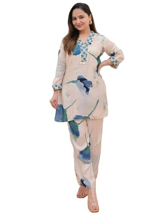 GRECIILOOKS Women’s Stylish Ethnic Co-Ord Set