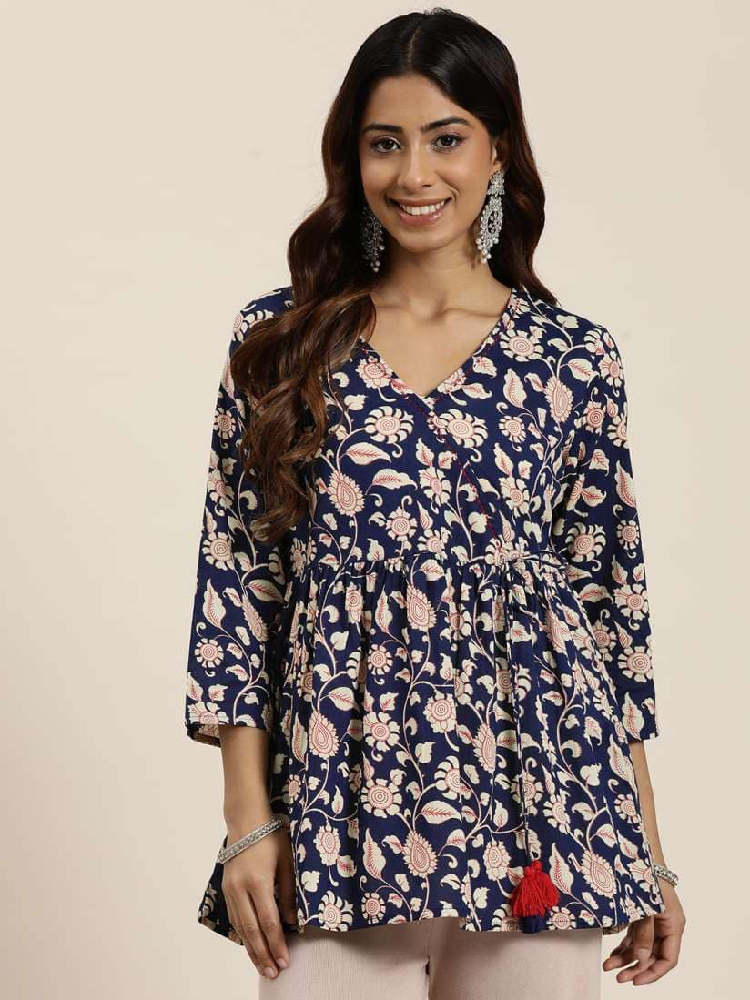 HERE&NOW Floral Printed Straight Short Kurti HERE&NOW Floral Printed Straight Short Kurti