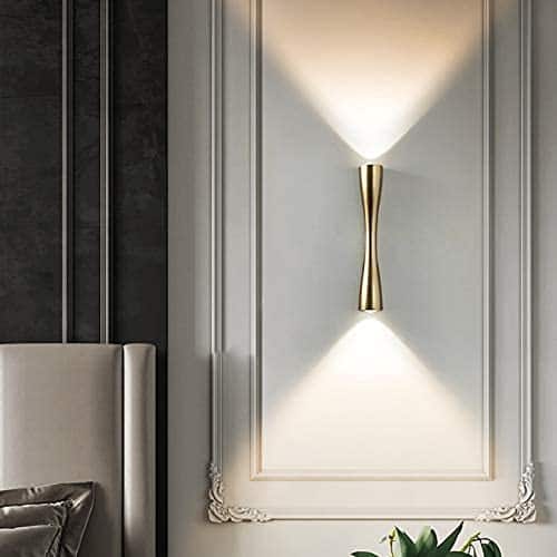 Whiteray Gold Toned Aluminium Contemporary Wall Lamp