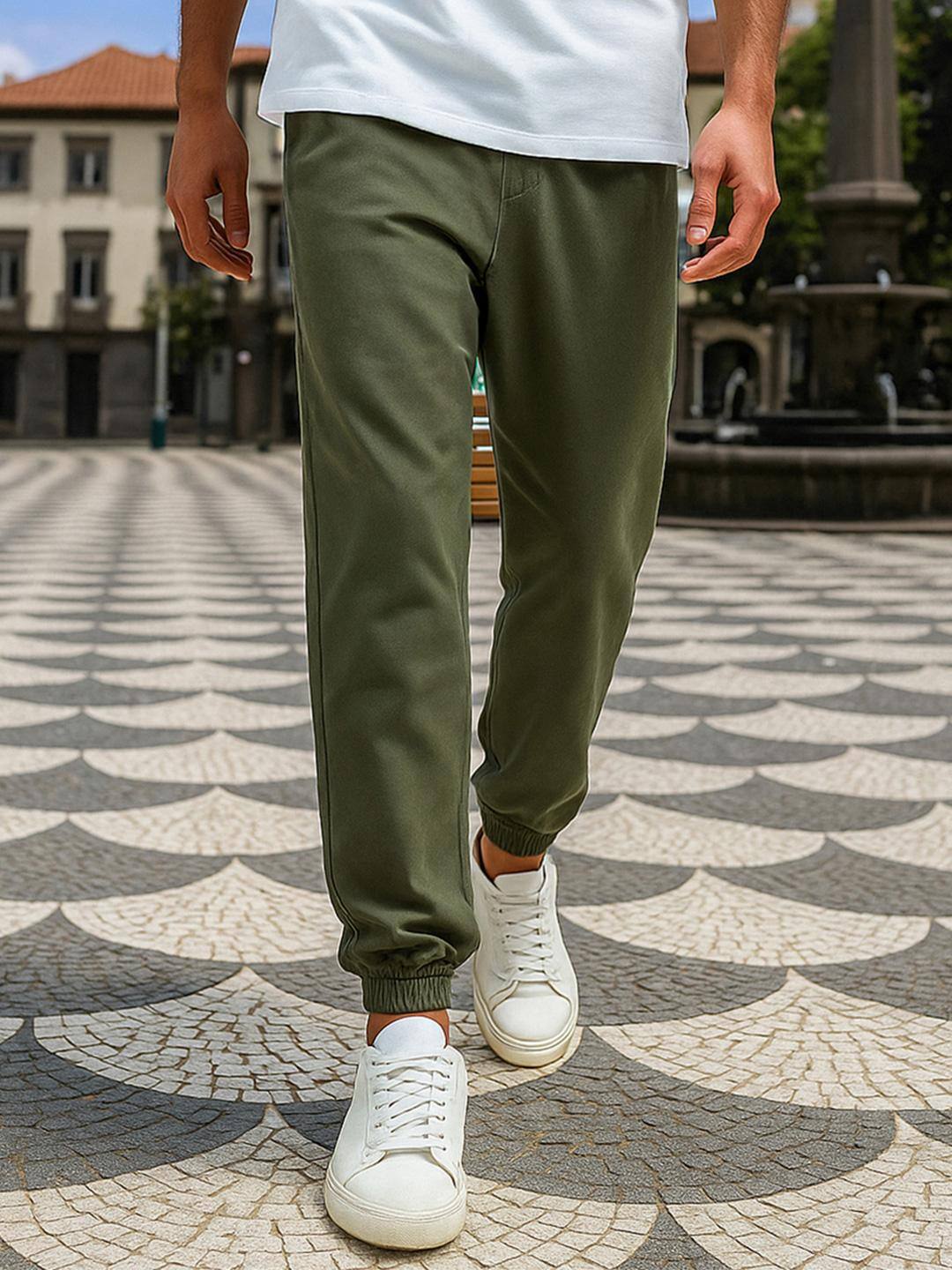 Bewakoof Men Winter Moss Green Oversized Joggers Bewakoof Men Winter Moss Green Oversized Joggers