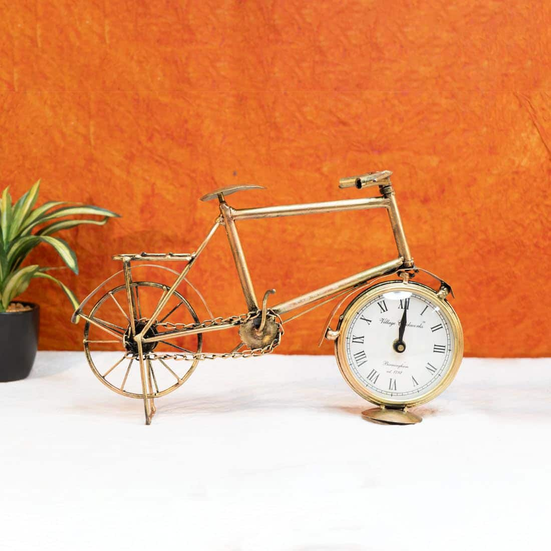 Ekhasa Metal Table Clock: A Unique and Stylish Timepiece