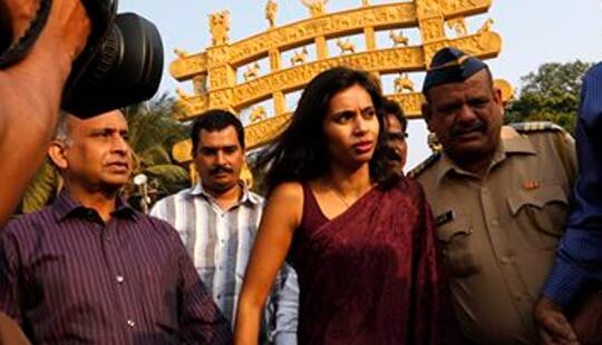 Devyani Khobragade Re Indicted In Us Visa Fraud Case Faces Arrest India News Zee News
