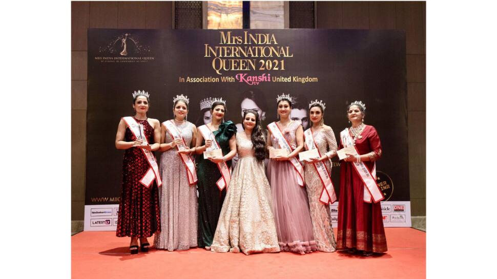 Dr Jyotsana &amp; Sharmistha Das won Mrs India International Queen 2021