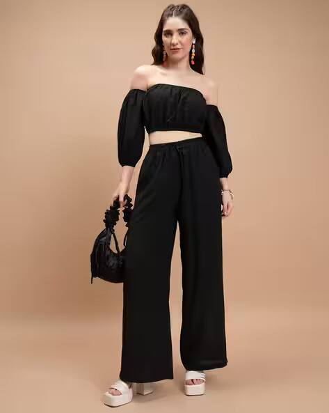 Ketch Off-Shoulder Puff Sleeves Crop Top & Trouser Set Ketch Off-Shoulder Puff Sleeves Crop Top & Trouser Set