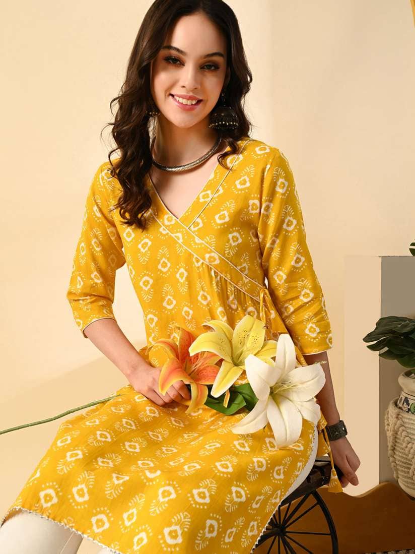 GLOWWORLD Printed Straight Kurtas