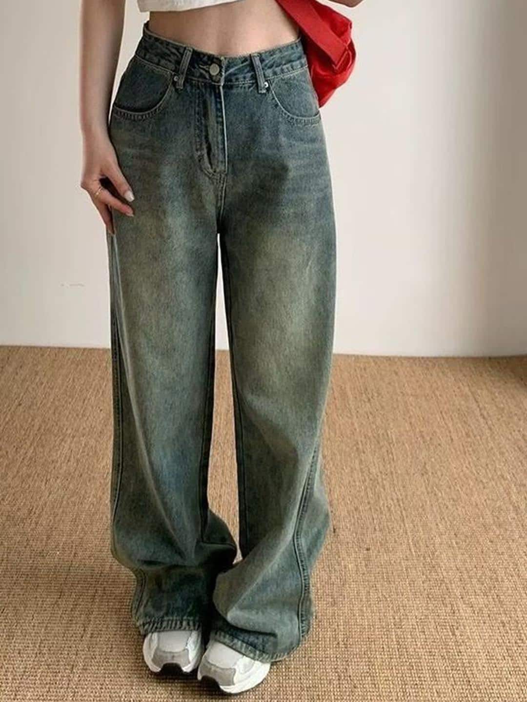 Stylecast Wide Leg High Rise Jeans. Stylecast Wide Leg High Rise Jeans.