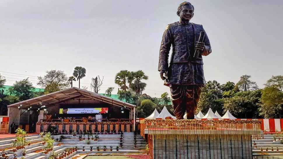 Narendra Modi, Varanasi, Deendayal upadhyaya