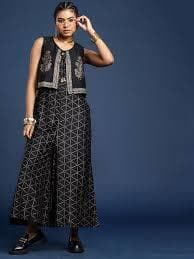 Taavi Shoulder Straps Printed Taavi Festive Basic Jumpsuit With Jacket