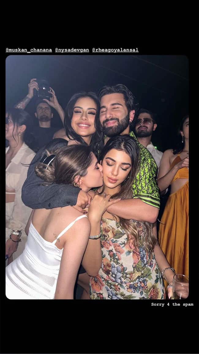 Kajol Devgan Xnxx - Kajol's daughter Nysa Devgan's unseen party video, pics from Dubai go  viral! | People News | Zee News