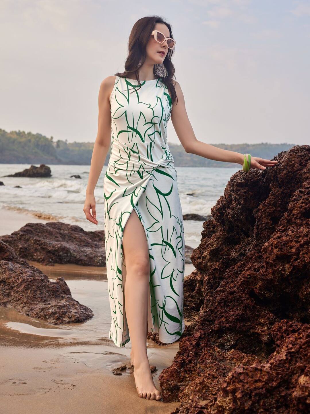 PURVAJA Floral Print Round Neck Flared Maxi Dress PURVAJA Floral Print Round Neck Flared Maxi Dress