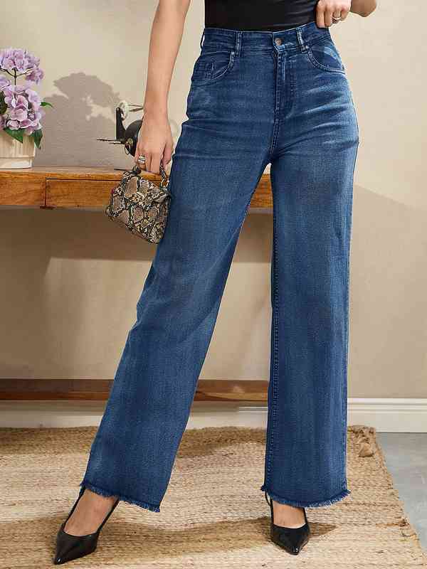 Sassafras Basics Straight Fit Jeans Sassafras Basics Straight Fit Jeans