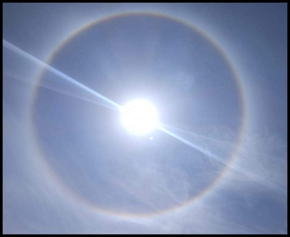 Hey guys, just took this picture, does anyone know what this ring is around  the sun? : r/sun