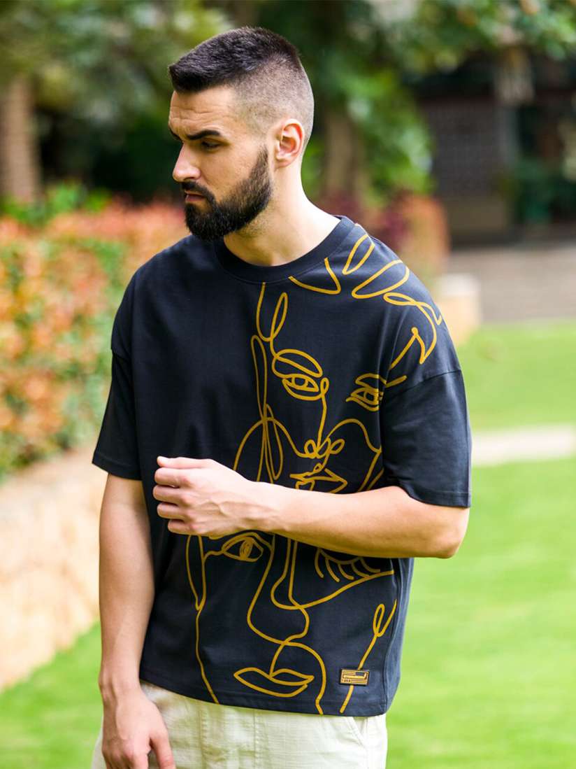 Stormborn Oversized Graphic T-Shirt