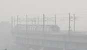 Thick Smog Engulfs In Delhi As Air Quality Deteriorates To &#039;Very Poor&#039; Level