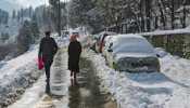 Heavy snowfall in Jammu-Kashmir, Pahalgam became 'Gulzar' with tourists