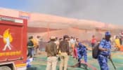 Maha Kumbh Mela Fire: Massive Blaze Reported In Yamuna Puram Sector, Rescue On | Video