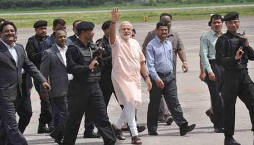 How does security personnel ensure PM Modi's security at the mega