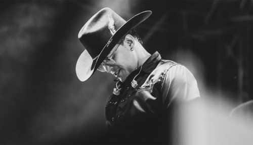 Who Was Colombian Singer Yeison Jimenez Who Had A Premonition About His  Demise? He Died In A Plane Crash Hours Before His Concert | People News |  Zee News