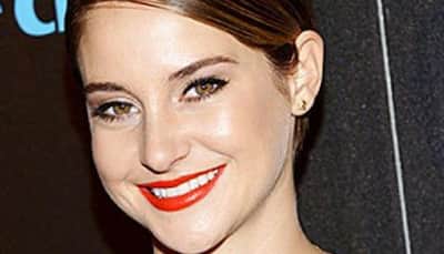 Shailene Woodley says `it`s real to be naked while having sex` to