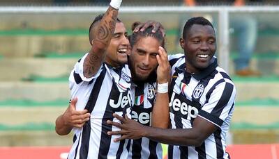 Juventus sweat over Vidal, Tevez