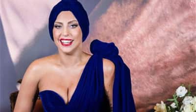 Lady Gaga bares her derriere in a photo