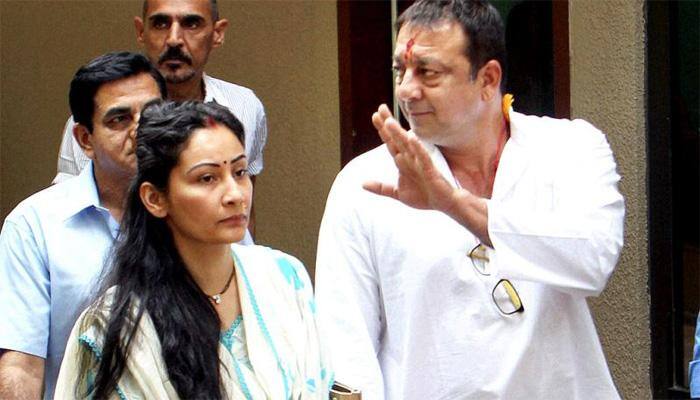 Manyata to visit Sanjay Dutt in jail on Karva Chauth?