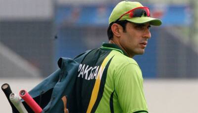 Misbah-ul Haq rests as Australia bat in final one-day