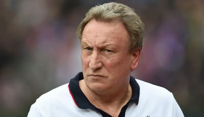 Chelsea players influenced referee, says Neil Warnock