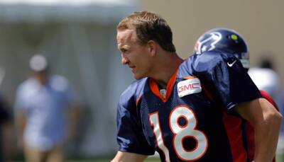 Peyton Manning makes history on sensational Sunday