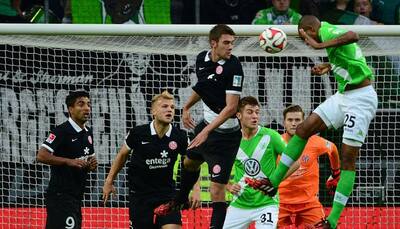 Wolfsburg down Mainz to go second in Bundesliga