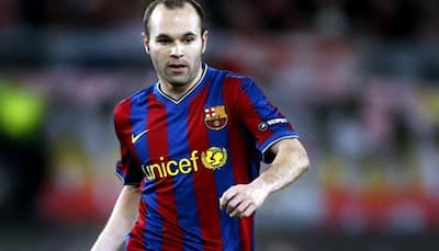Andres Iniesta sidelined for three weeks due to calf injury