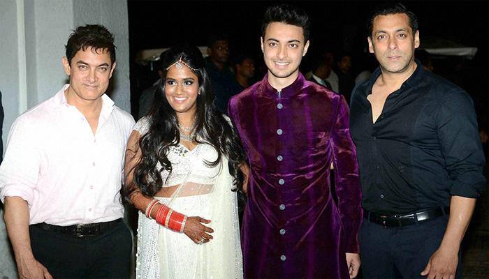 Arpita Khan’s wedding: When the Khan family, guests partied like crazy! Arpita Khan’s wedding: When the Khan family, guests partied like crazy!