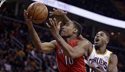 Toronto Raptors match top record as Cleveland Cavaliers lose again