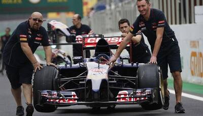 Carlos Sainz named as Toro Rosso driver