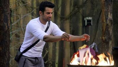 'Bigg Boss 8': What's wrong with Upen Patel?