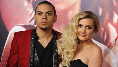 Ashlee Simpson, Evan Ross expecting first child