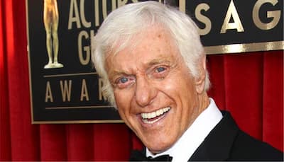 Dick van Dyke's iconic 'Mary Poppins' jacket sold for 40K pounds