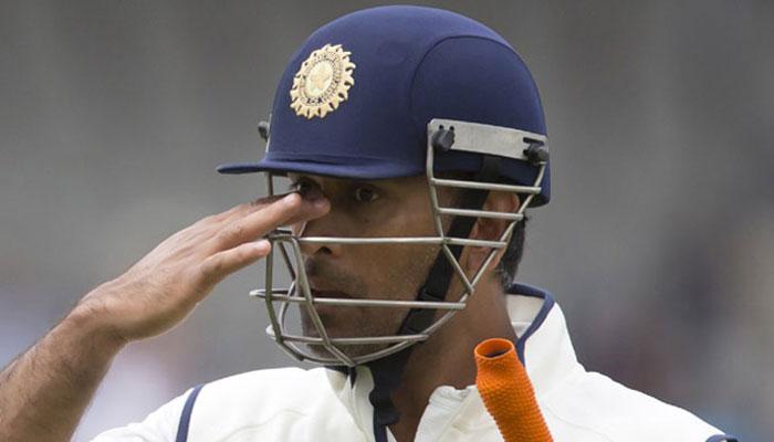 MS Dhoni bids adieu to Test cricket with immediate effect; Virat Kohli to lead in Sydney MS Dhoni bids adieu to Test cricket with immediate effect; Virat Kohli to lead in Sydney