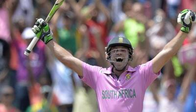 Anil Kumble congratulates AB de Villiers for fastest ton