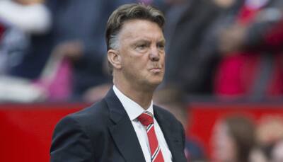 Manchester United`s 4-4-2 gets Louis van Gaal twitchy