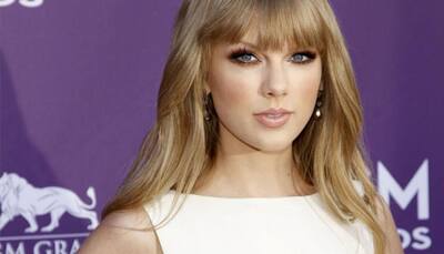 Taylor Swift's Twitter, Instagram accounts hacked