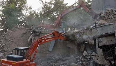 Under-construction house collapses in UP, 13 killed
