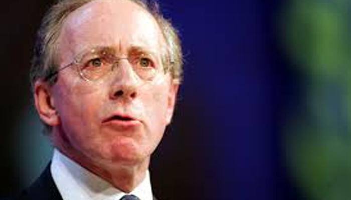 Cash for access: Malcolm Rifkind quits as security chair; UK to ban MPs&#039; outside jobs?