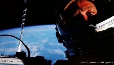 First 'space selfie' by Buzz Aldrin sells for £6,000