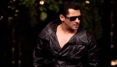 Watch: Salman Khan enjoying with little Bajrangis on 'Bajrangi Bhaijaan' shoot